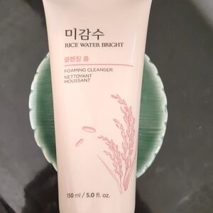 Foaming Cleanser